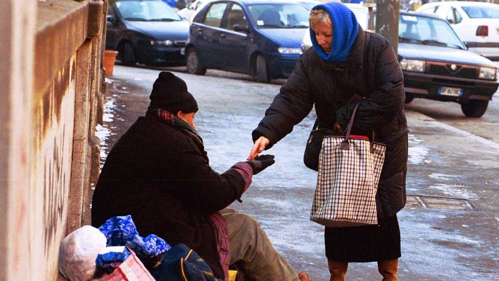 Il volto della povertà nel 2024, una realtà che tocca milioni di italiani