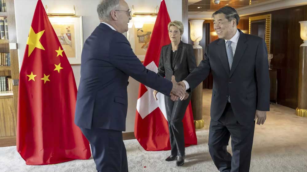 Stati Uniti e Cina, accordo tregua sui dazi per 90 giorni