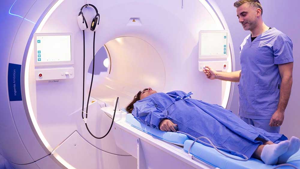 L’intelligenza artificiale entra negli ospedali, rilevate 4 prescrizioni su 10 non appropriate in Puglia