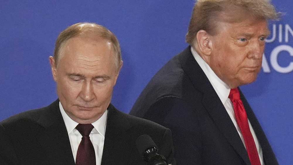 Le nuove tensioni tra Stati Uniti e Russia, Trump ironizza sulle sanzioni mentre Putin parla di atto ostile